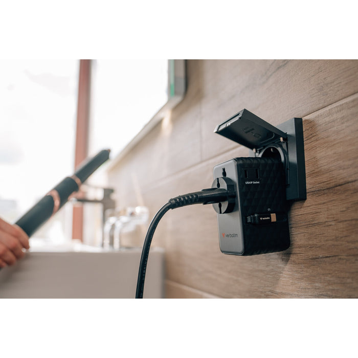 Verbatim (30186) Charge 'n' Travel 70W 2C Retractable Universal Travel Adapter Black, Fast Charging up to 70W-Cables-Gigante Computers