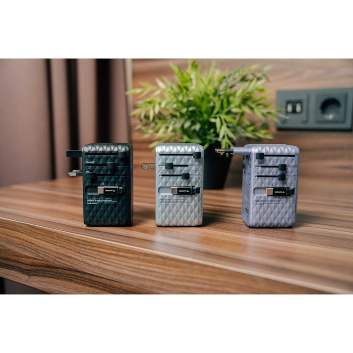 Verbatim (30186) Charge 'n' Travel 70W 2C Retractable Universal Travel Adapter Black, Fast Charging up to 70W-Cables-Gigante Computers