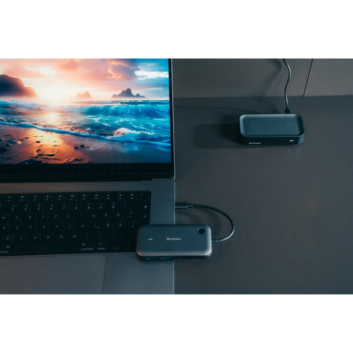 Verbatim (32146) Share My Screen USB-C Wireless Display Adapter 1080P With Hub WDA-01, Built-In Hub With 2 x USB-A Ports And SD/microSD Slots-Card Readers-Gigante Computers