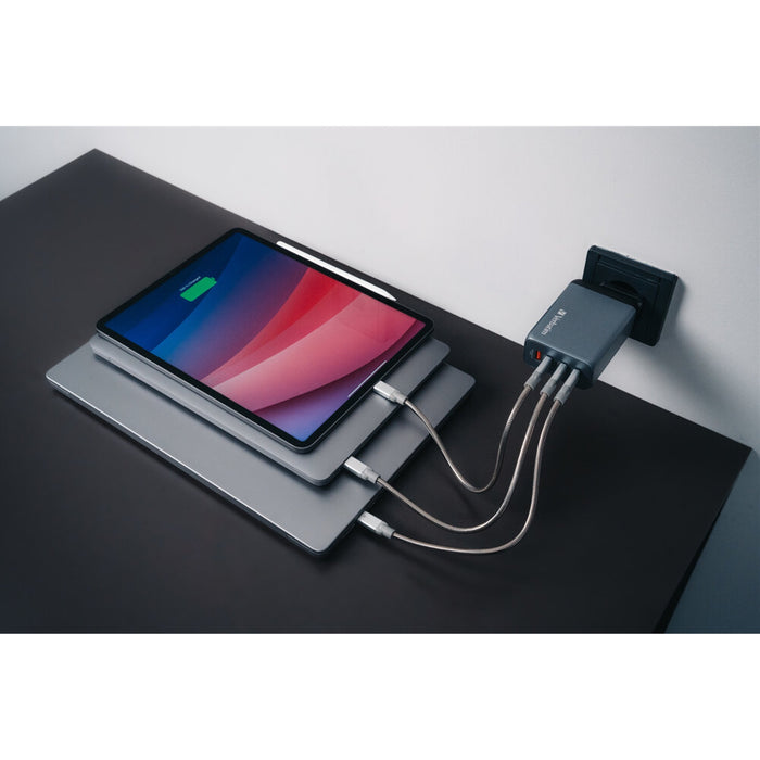 Verbatim (32205) GNC-240 GAN CHARGER 240W WITH 1 X USB-C 140W /1 X USB-C 100W / 1 X USB-C 65W / 1 X USB-A QC 3.0 (EU/UK/US)-Cables-Gigante Computers